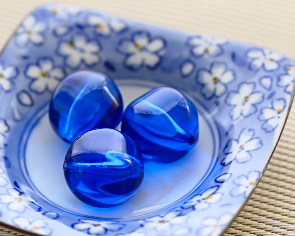 Vintage Sapphire Blue Nugget Round Acrylic Beads